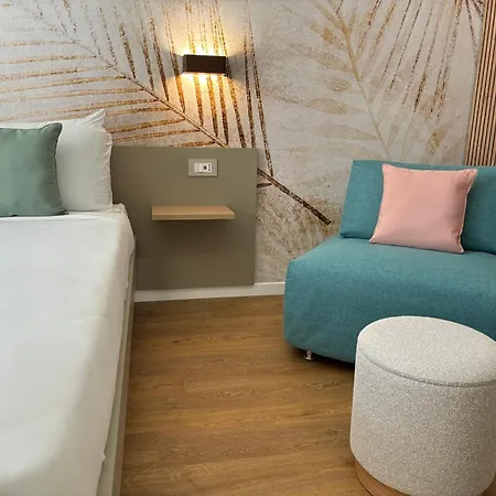 Robely Guest house *