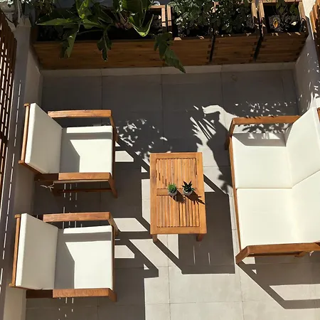 Robely Guest house *